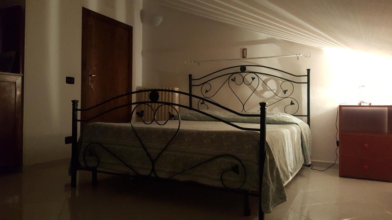 B & B La Mansarda Monopoli Exterior photo