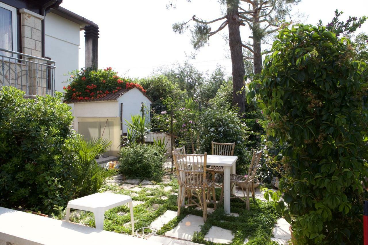 B & B La Mansarda Monopoli Exterior photo